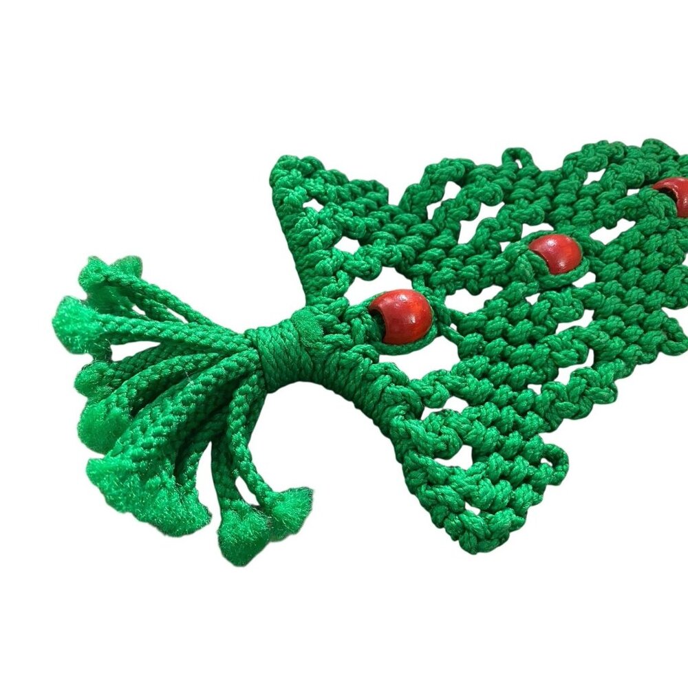 Vintage Green & Red Macrame Christmas Tree Red Beads Wall Hanging 14 Inch Mcm - Picture 2 of 4